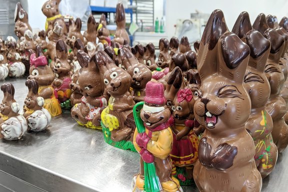 Osterhasen handgemacht bei Dorfbäckerei Herrmann Osterhasen handgemacht bei Dorfbäckerei Herrmann